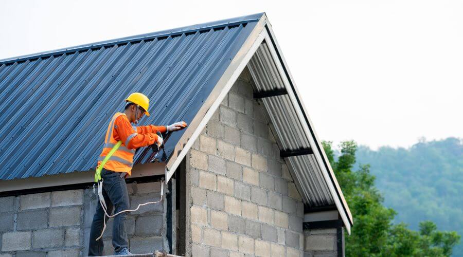 Professional gutter cleaning in Sandy Lake, PA
